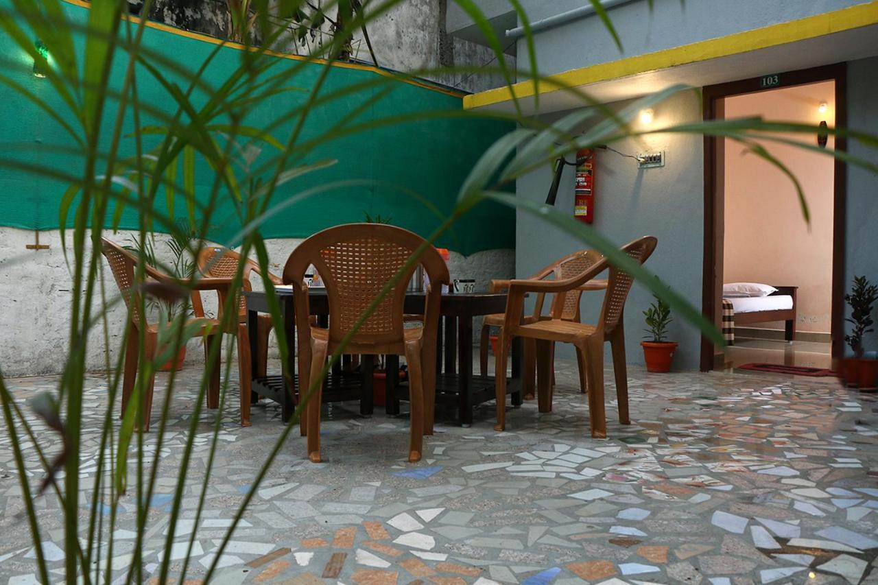 Paradise Corner Hotel Pondicherry Exterior photo